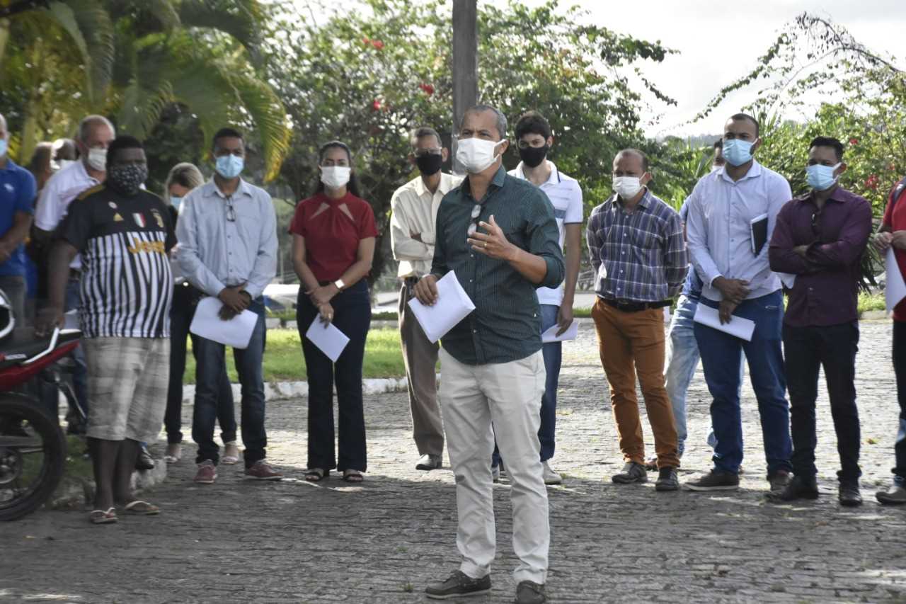 Camacã: Prefeito Paulo do Gás faz recepção aos funcionários da Prefeitura